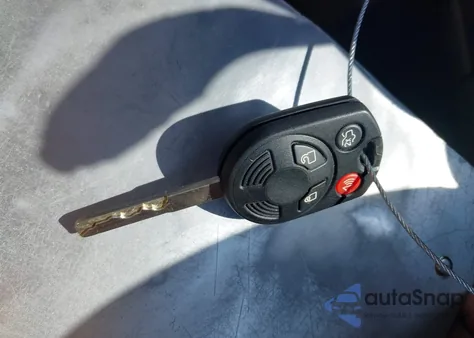 2018 Ford Escape Sel z USA, uszkodzony, nr VIN 1FMCU9HD8JUB22205